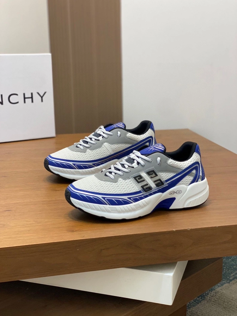 Durable Gxvxnchy Sneakers 152135