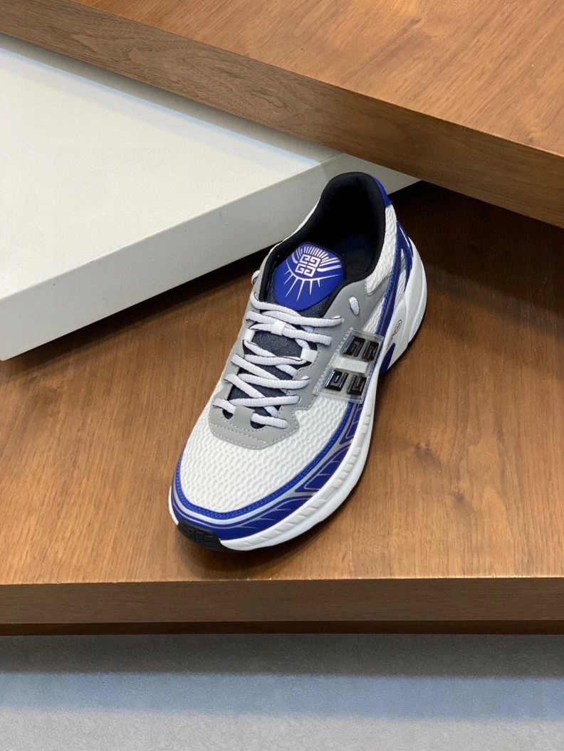 Durable Gxvxnchy Sneakers 152135