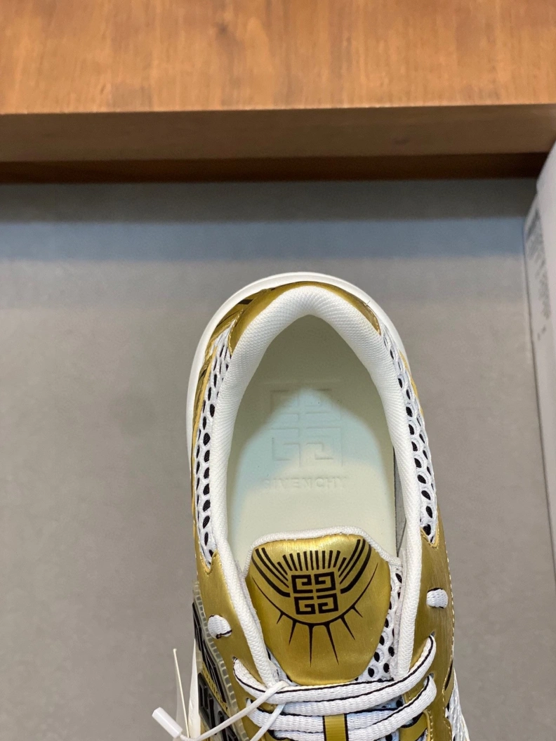 Gxvxnchy Sneakers Efficient 152155
