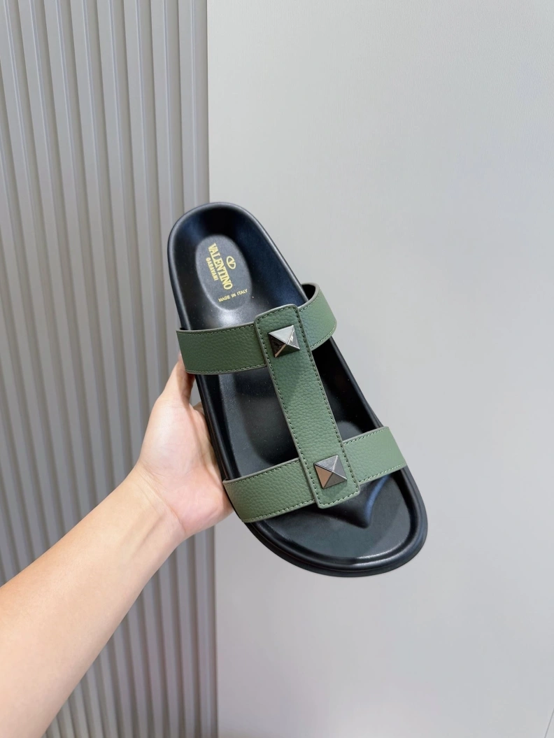 Sleek Vxlxntino Slippers 229151