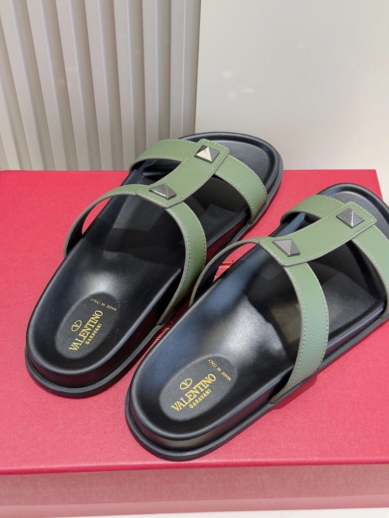 Sleek Vxlxntino Slippers 229151