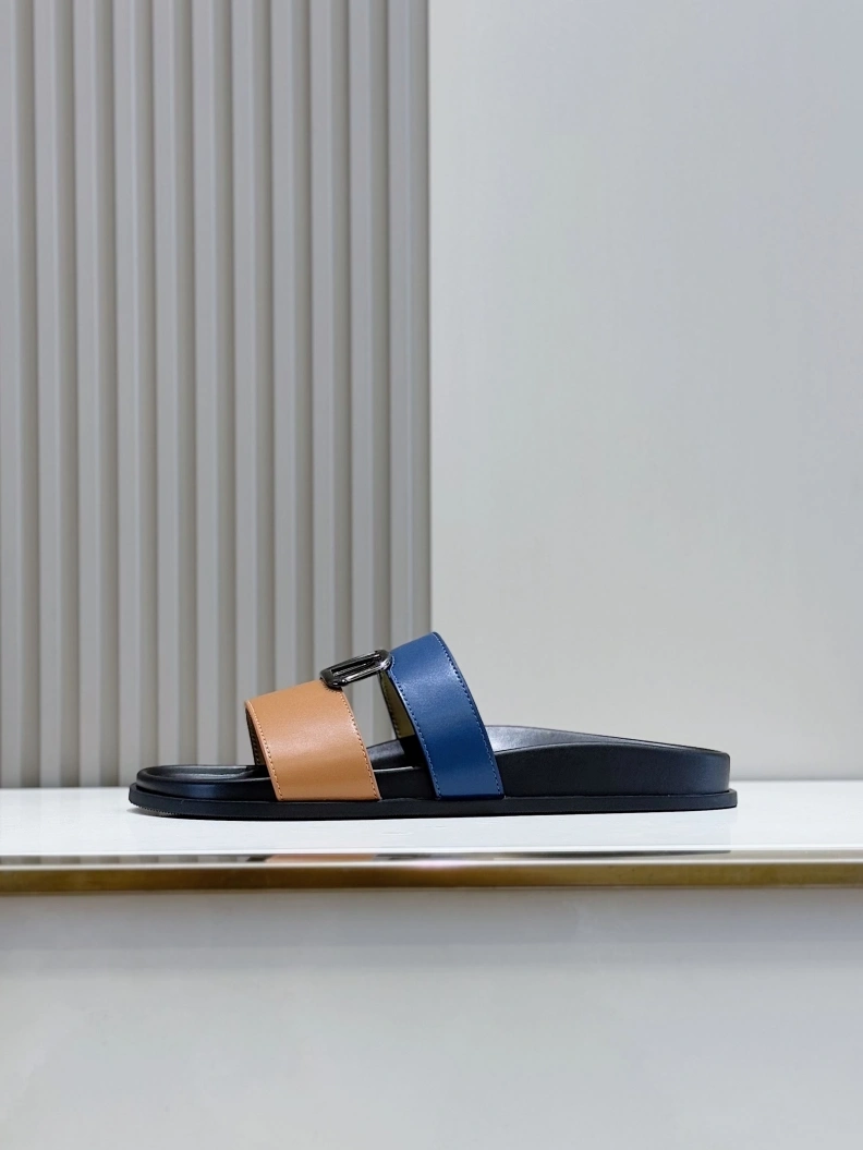 GoAnywhere Vxlxntino Slippers 229141