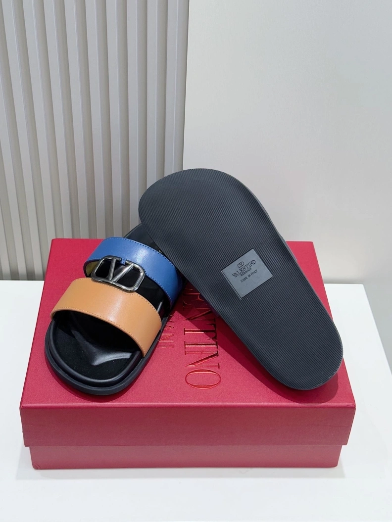 GoAnywhere Vxlxntino Slippers 229141