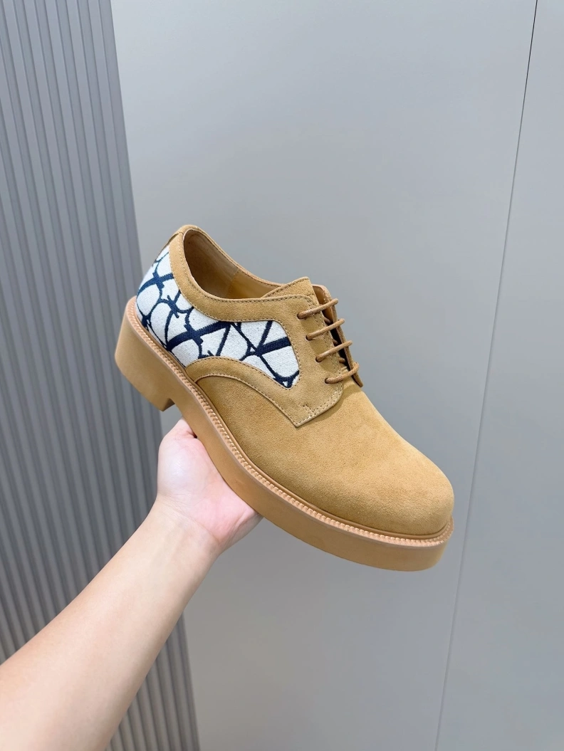 Soft Vxlxntino Leather Shoes 229171
