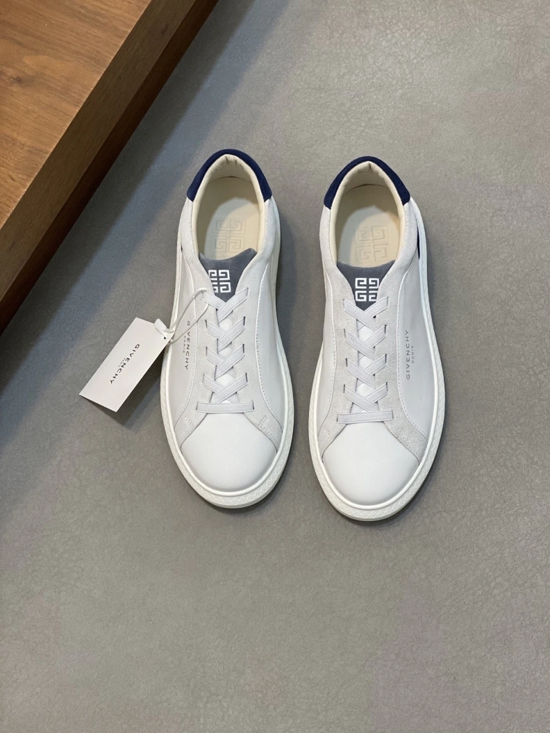 Breathable Gxvxnchy Sneakers 152122
