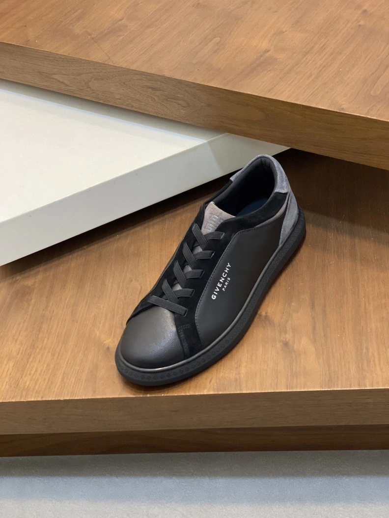 Gxvxnchy Sneakers WellDesigned 152121