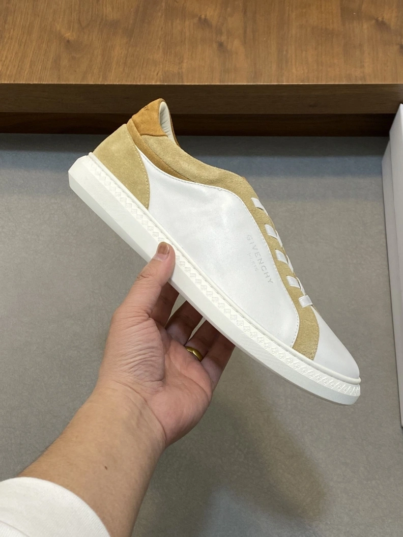 Gxvxnchy Sneakers Efficient 152120