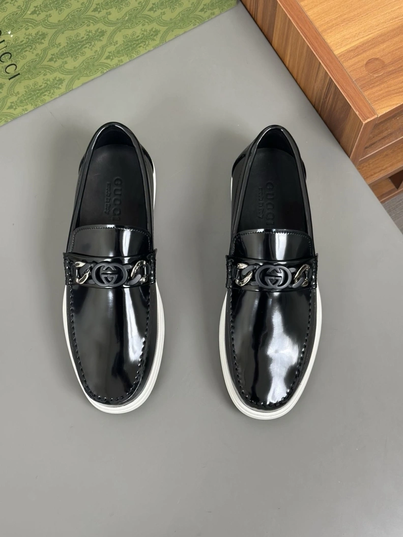 Flexible Gxccx Leather Shoes 155810