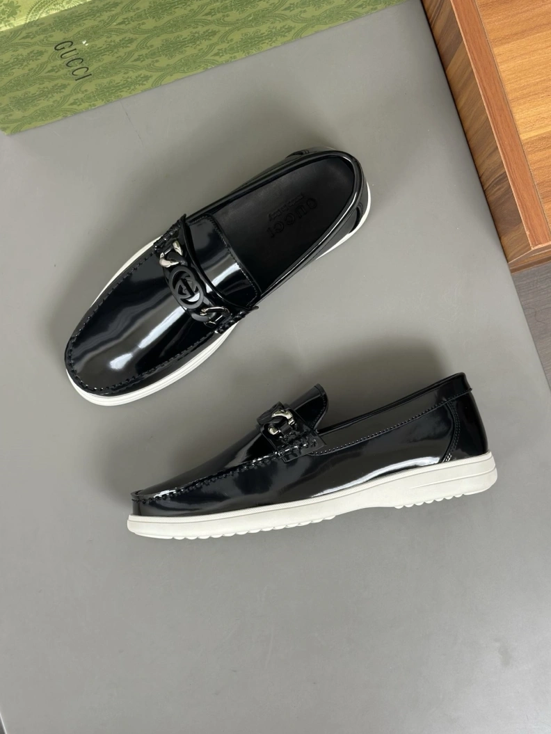 Flexible Gxccx Leather Shoes 155810