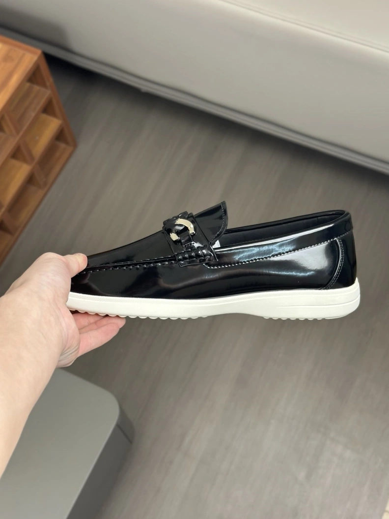 Flexible Gxccx Leather Shoes 155810