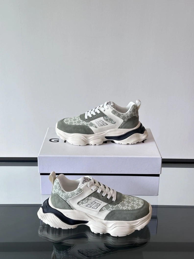 Gxvxnchy Sneakers UrbanStyle 152115