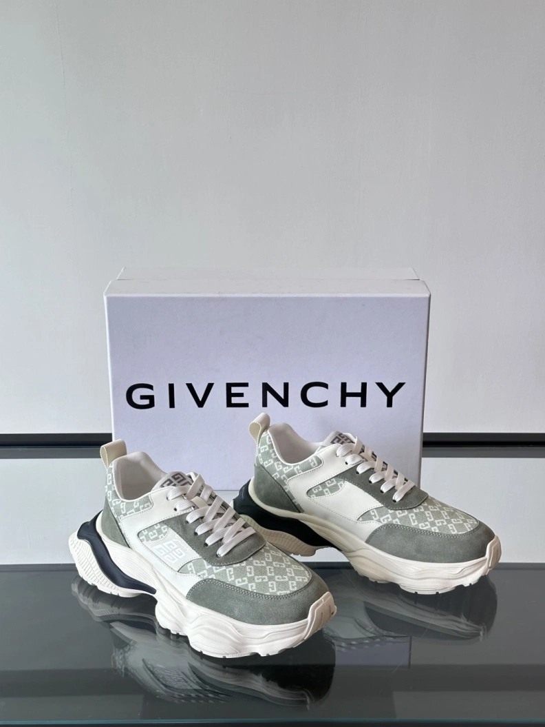Gxvxnchy Sneakers UrbanStyle 152115
