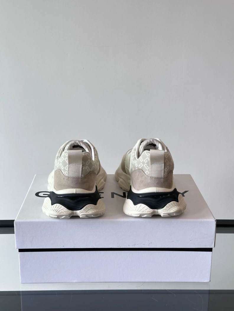 Gxvxnchy Sneakers Versatile 152091