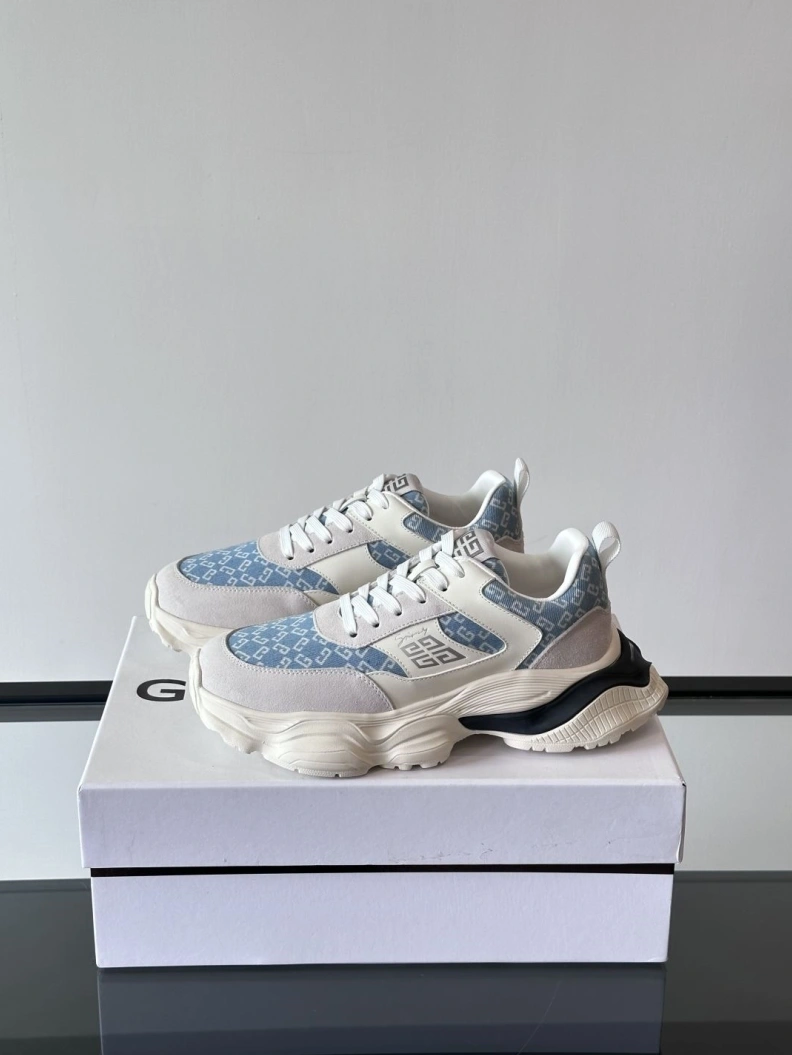 Gxvxnchy Sneakers Unique 152101