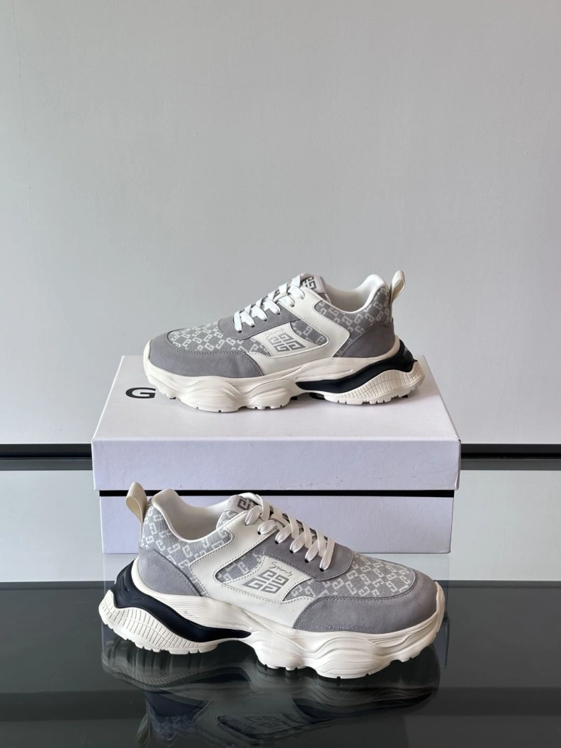 Gxvxnchy Sneakers Popular 152102