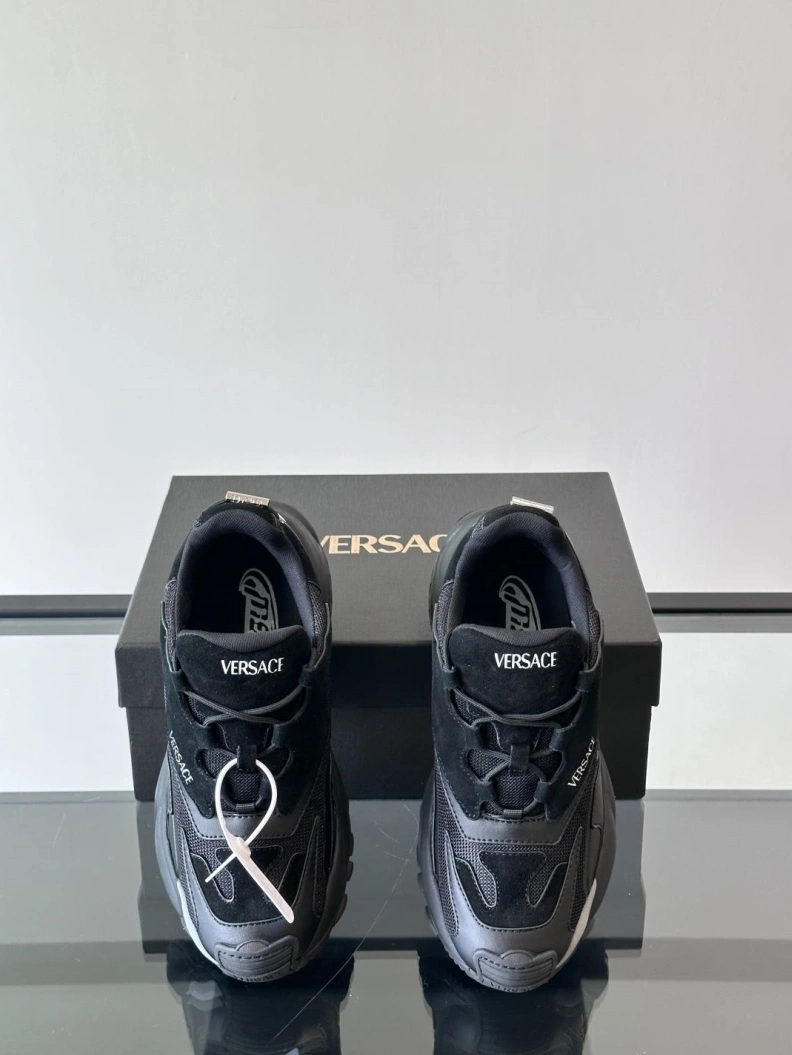 Gxvxnchy Sneakers DailyWear 152097