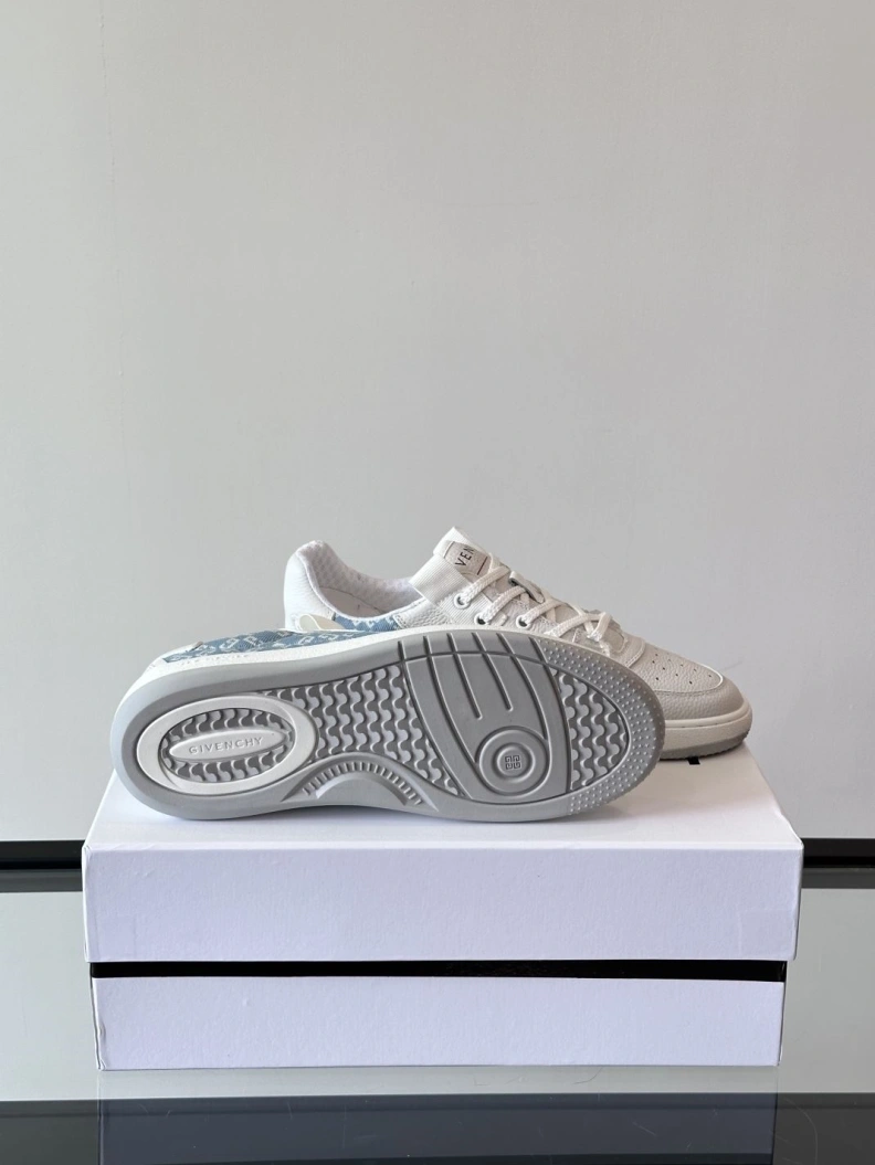 Gxvxnchy Sneakers Minimalist 152092
