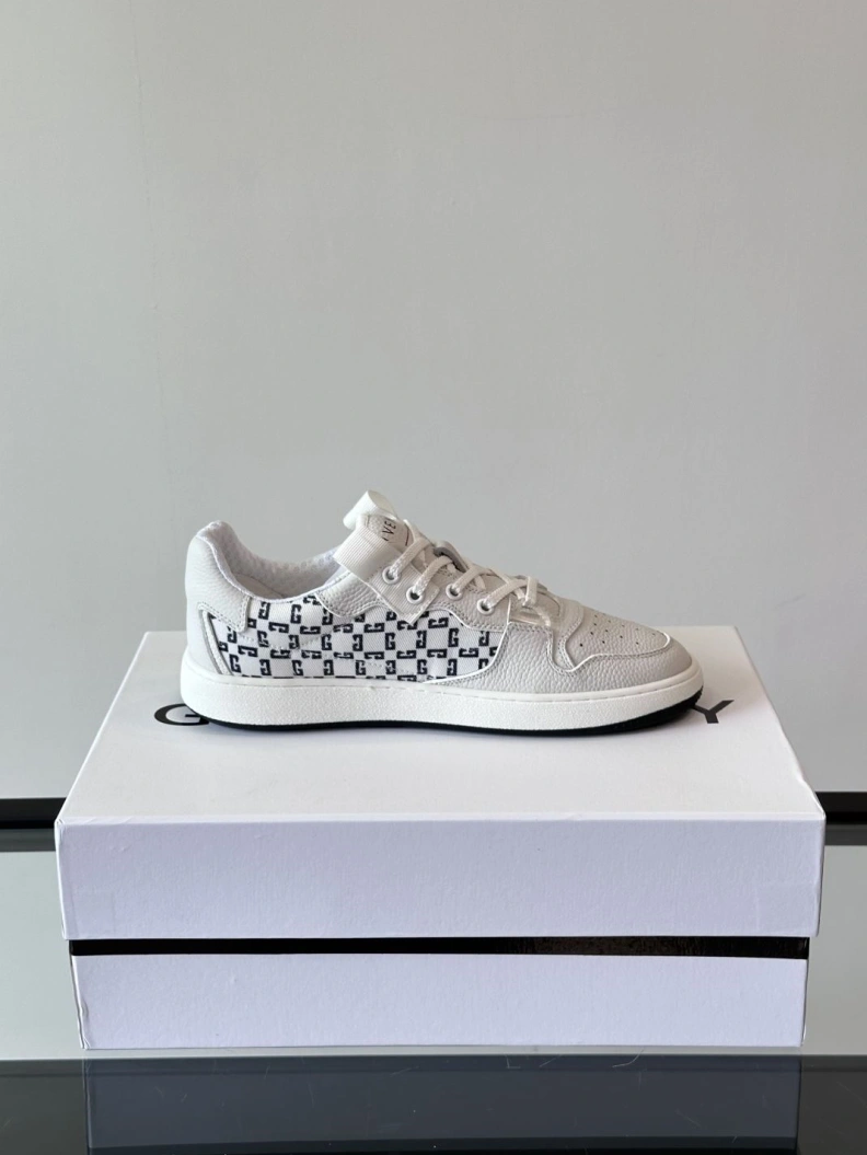 UrbanStyle Gxvxnchy Sneakers 152088
