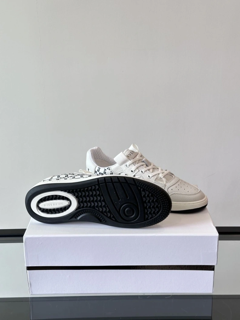 UrbanStyle Gxvxnchy Sneakers 152088
