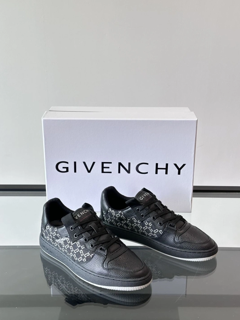 Gxvxnchy Sneakers Trendy 152103