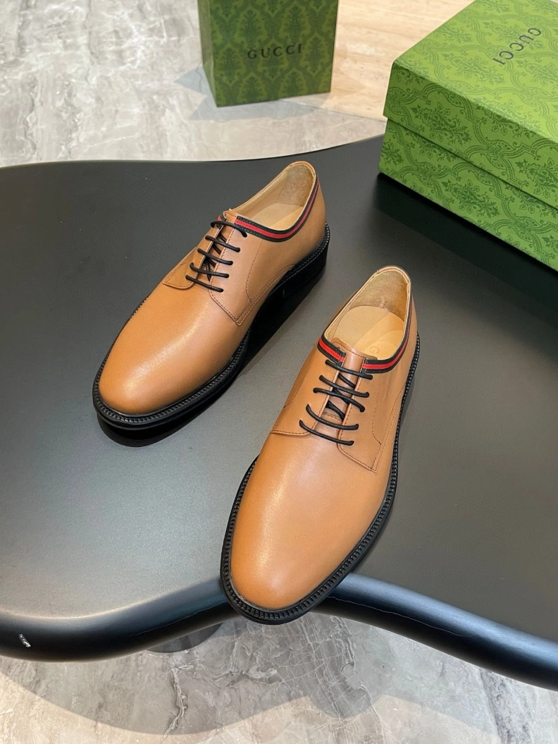 Flexible Gxccx Leather Shoes 155801
