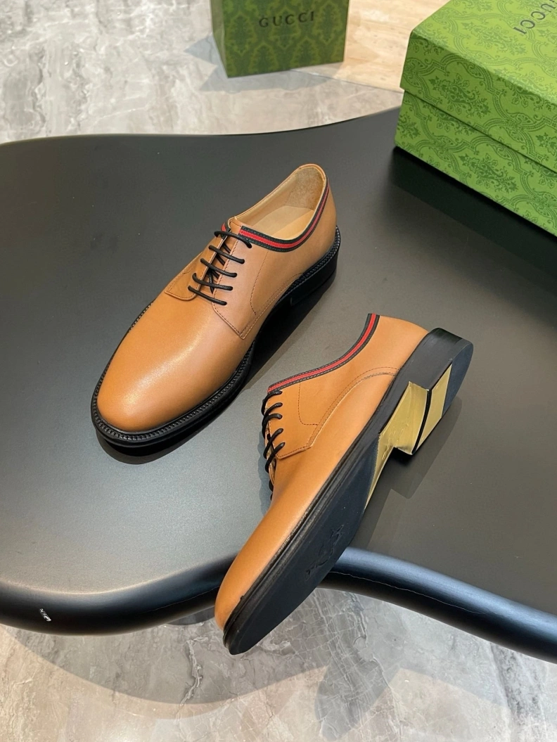 Flexible Gxccx Leather Shoes 155801