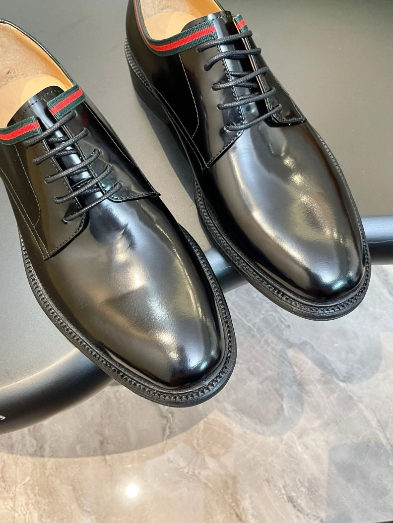 Timeless Gxccx Leather Shoes 155802