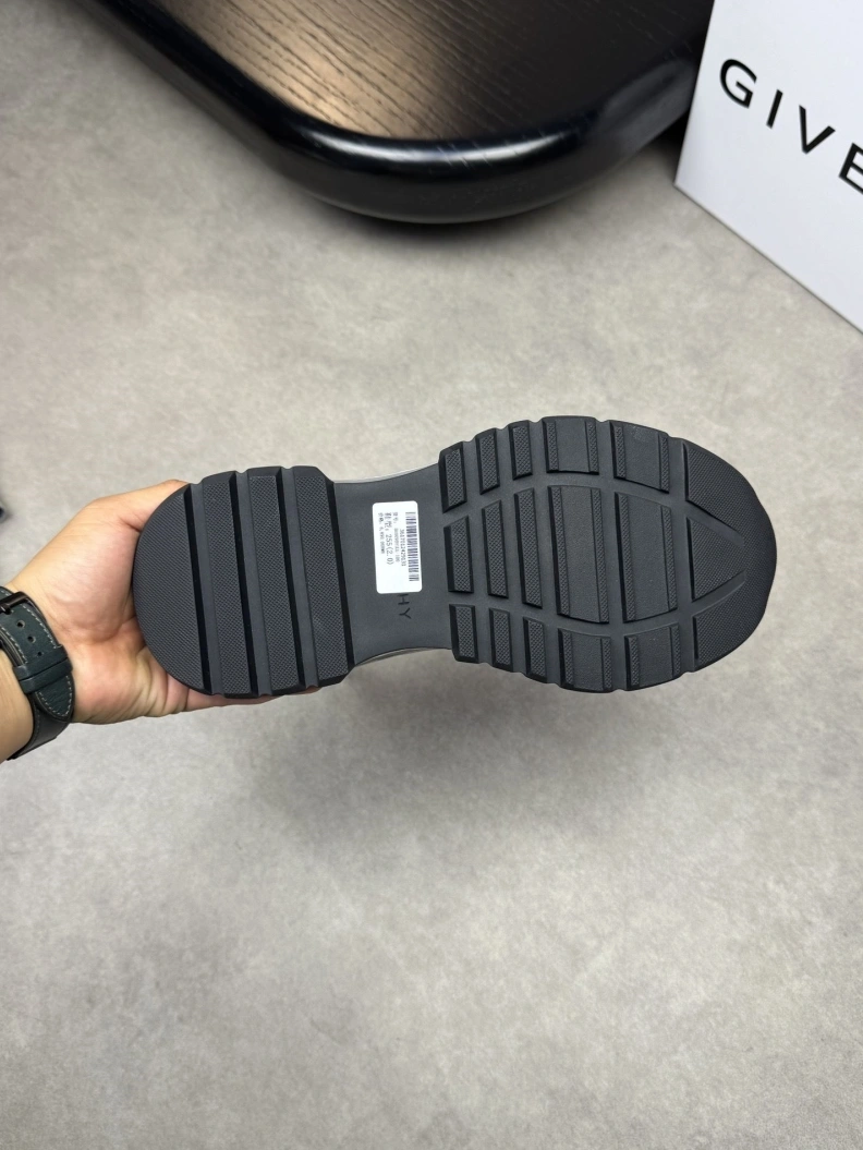Gxvxnchy Sneakers Reliable 152090