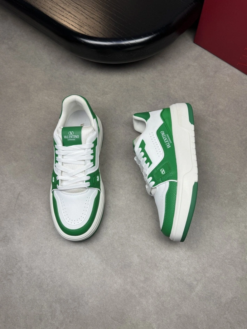 Vibrant Vxlxntino Sneakers 228953