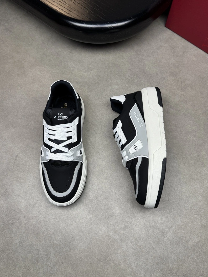 Durable Vxlxntino Sneakers 228943