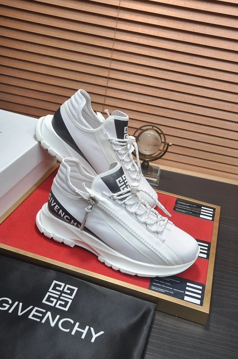 Gxvxnchy Sneakers Refined 152105