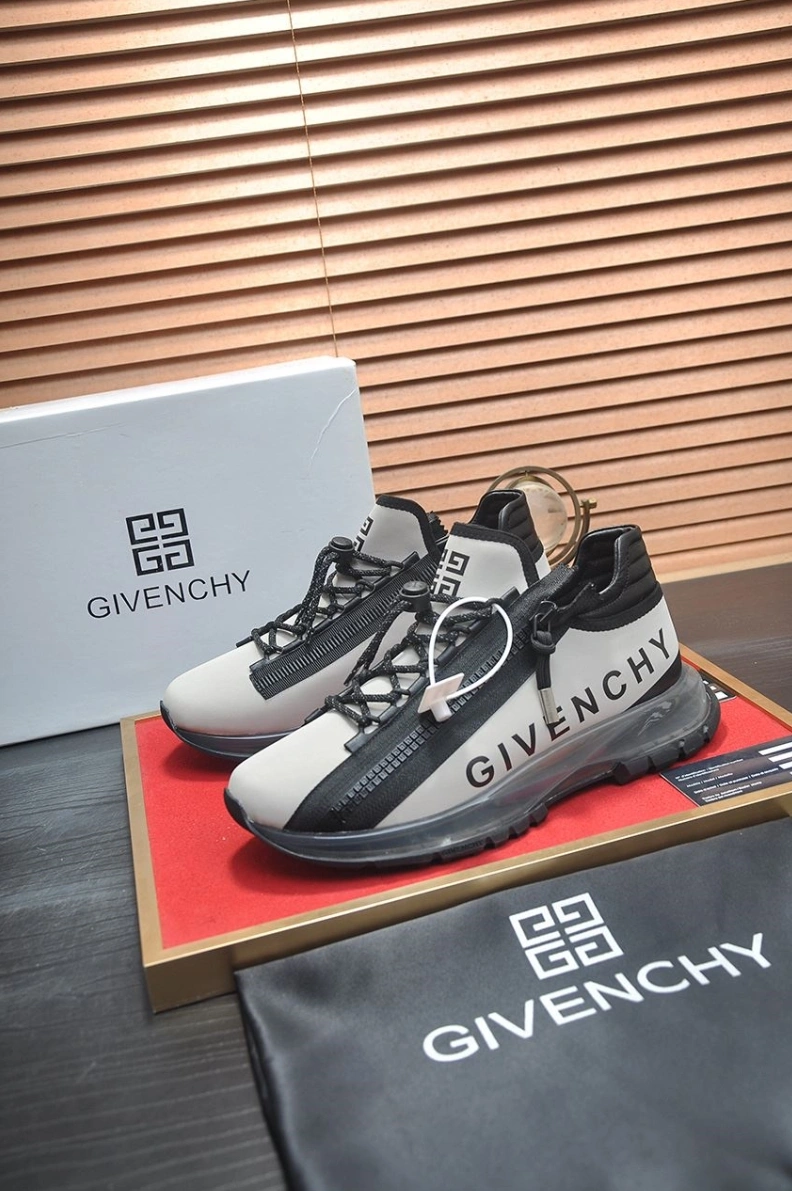 Gxvxnchy Sneakers Bold 152087