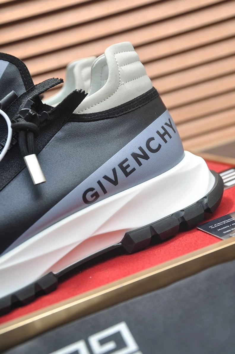 Comfortable Gxvxnchy Sneakers 152083