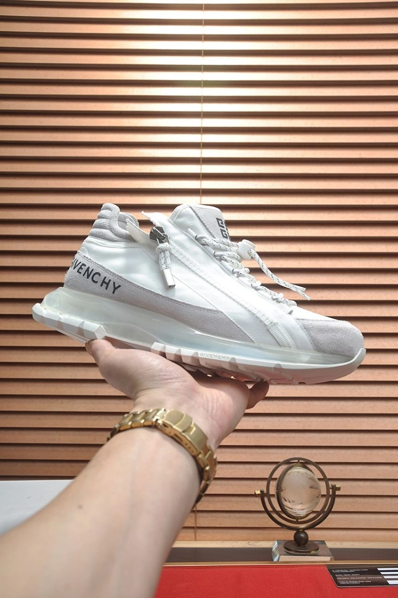EyeCatching Gxvxnchy Sneakers 152084
