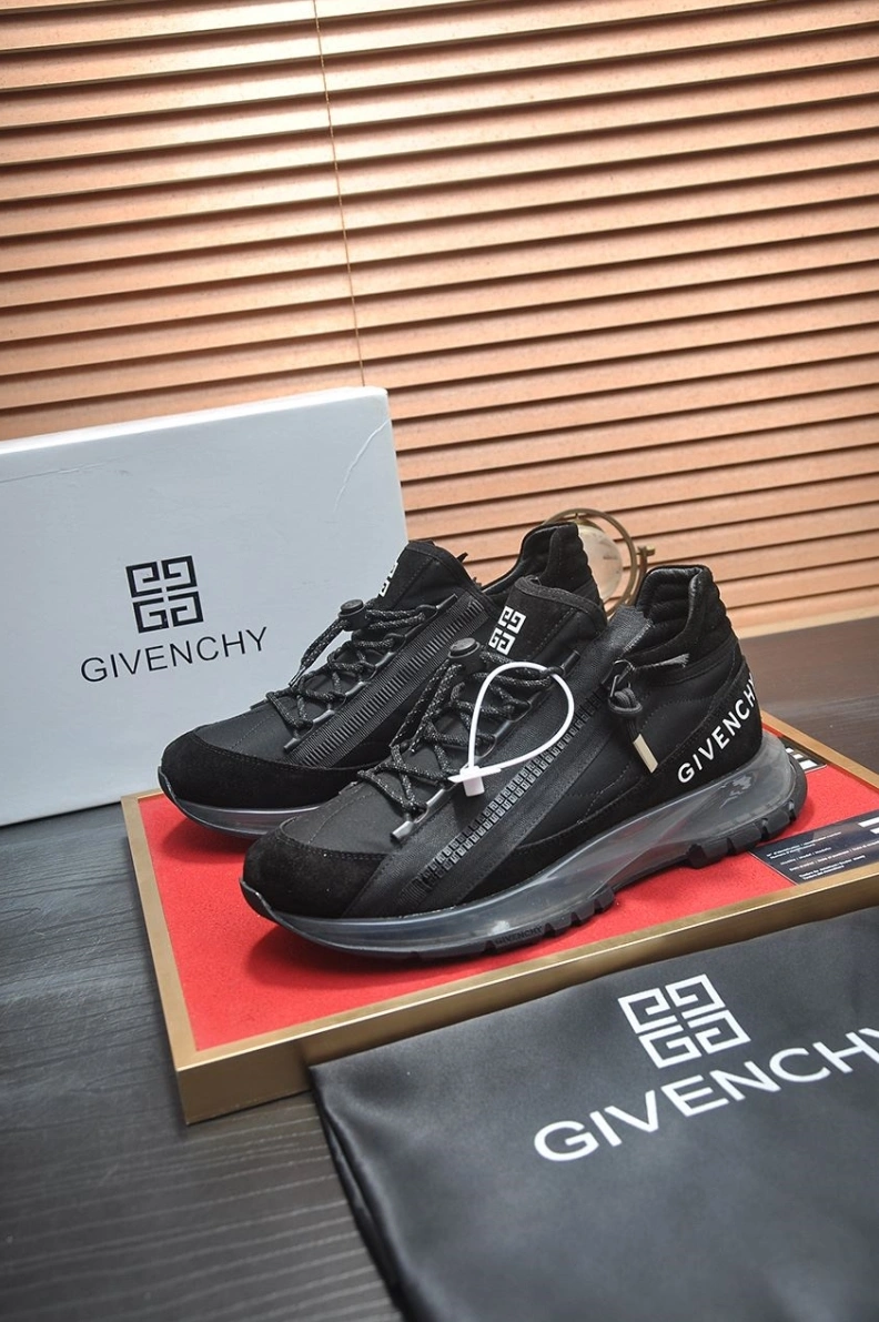 Gxvxnchy Sneakers StreetReady 152078