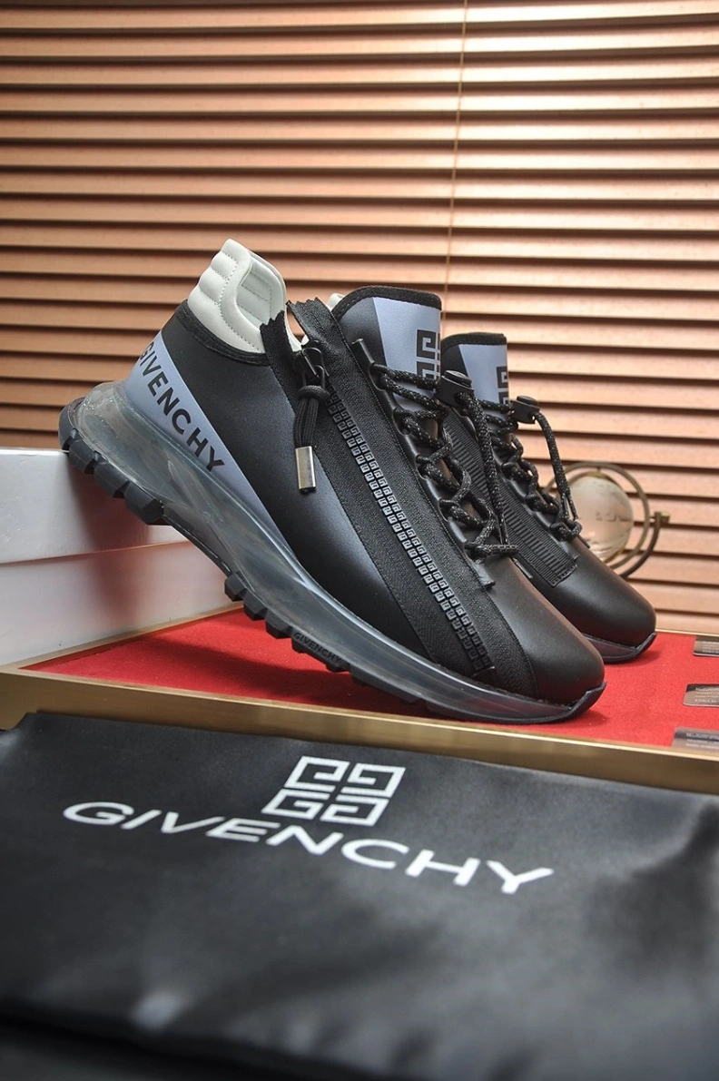 Gxvxnchy Sneakers Lightweight 152082