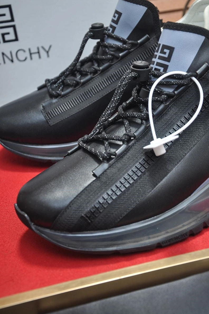 Gxvxnchy Sneakers Lightweight 152082