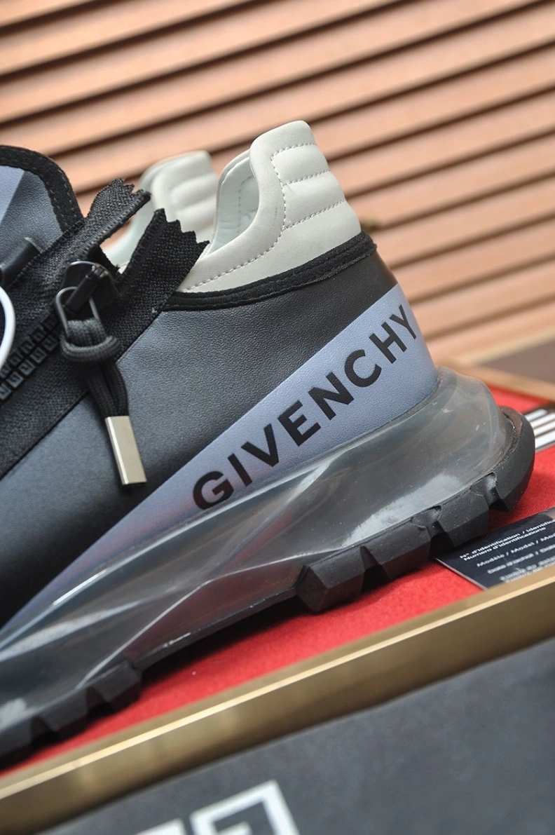 Gxvxnchy Sneakers Lightweight 152082