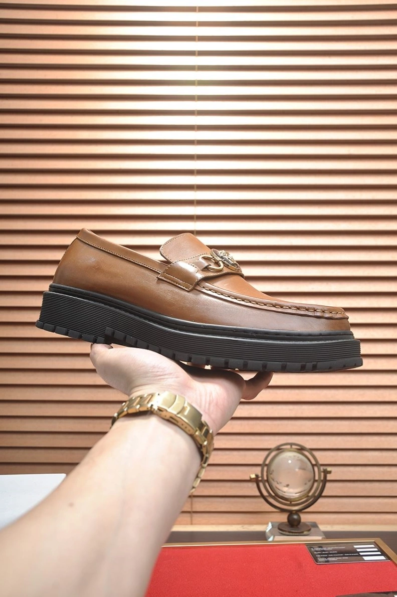 Bright Gxvxnchy Leather Shoes 152485