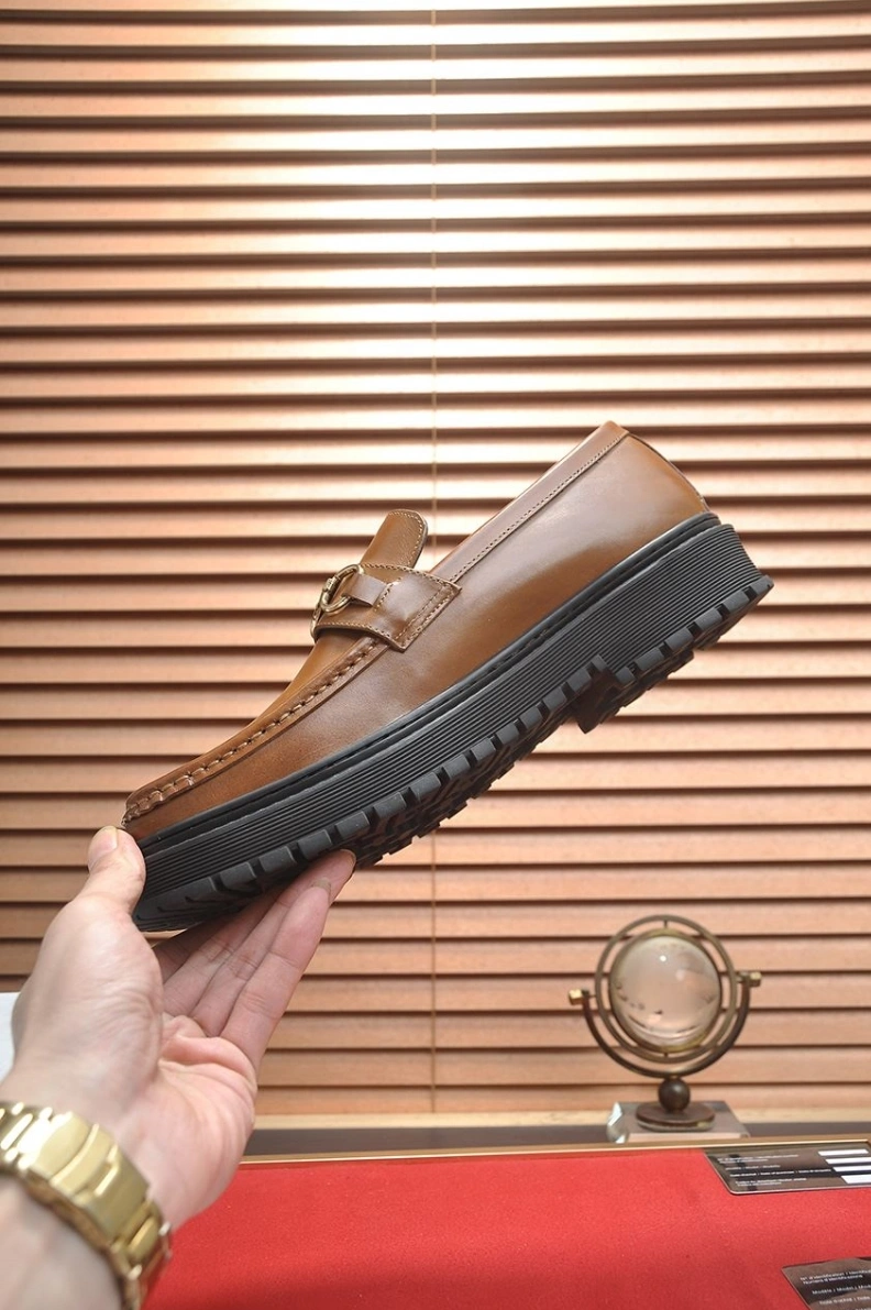 Bright Gxvxnchy Leather Shoes 152485
