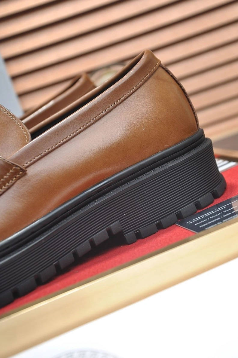 Minimalist Gxvxnchy Leather Shoes 152470