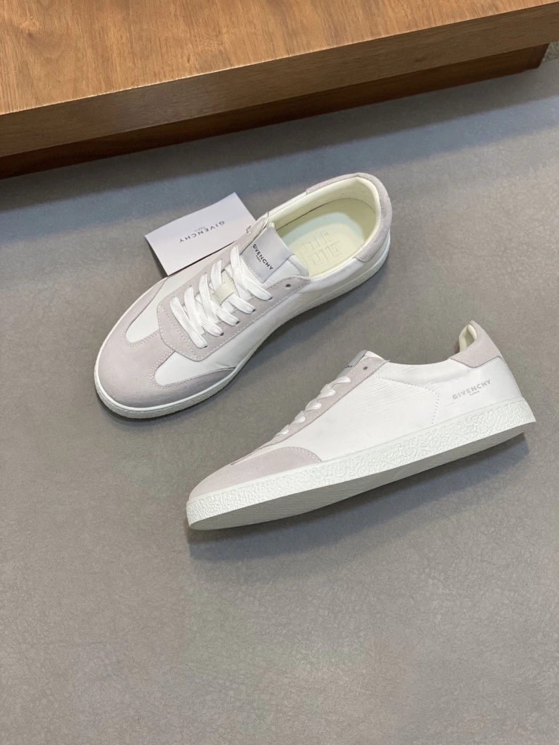 Comfortable Gxvxnchy Sneakers 152074