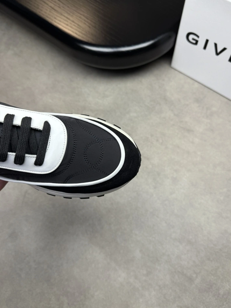 SmartChoice Gxvxnchy Sneakers 152058