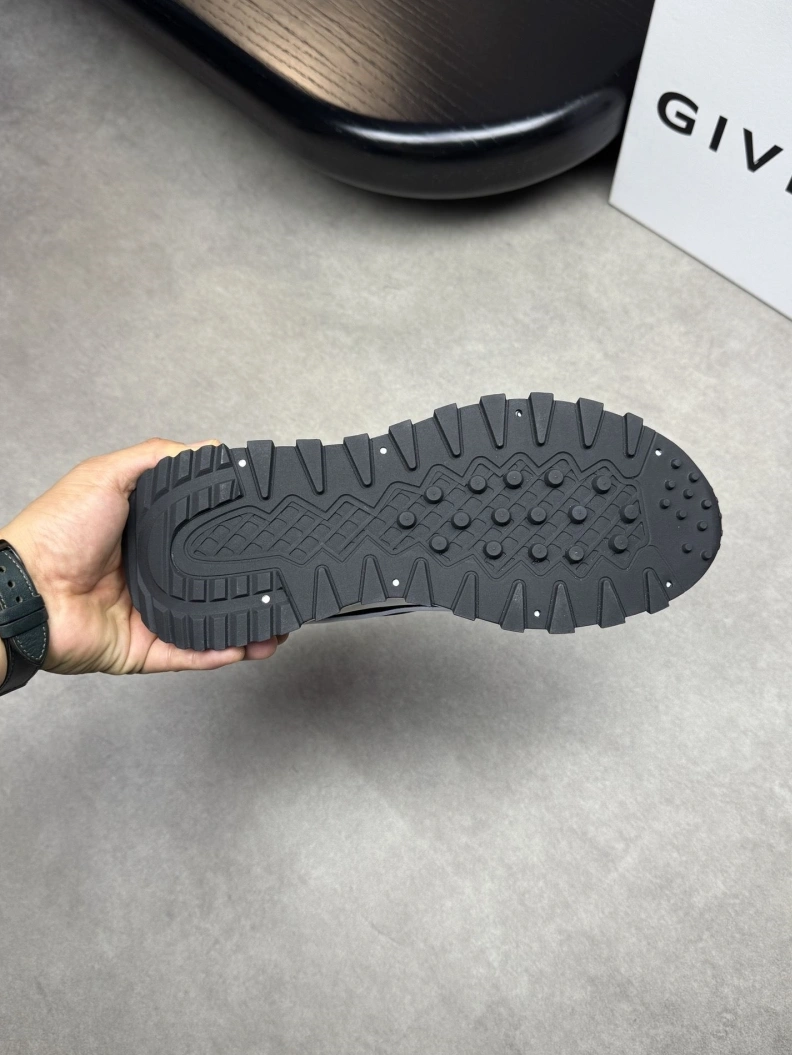 SmartChoice Gxvxnchy Sneakers 152058