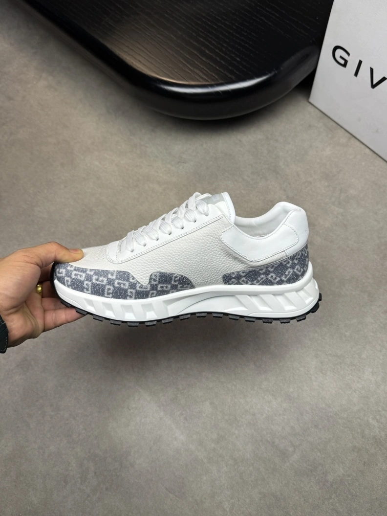 Gxvxnchy Sneakers StreetReady 152064