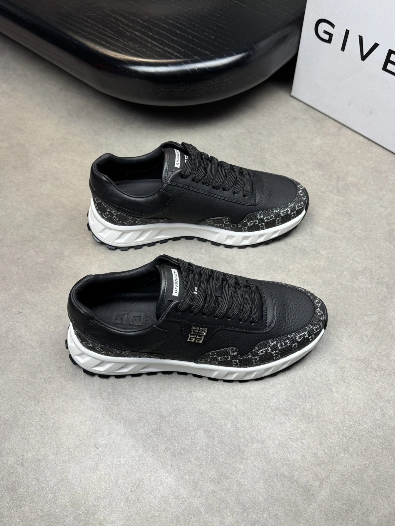 Gxvxnchy Sneakers Resilient 152049