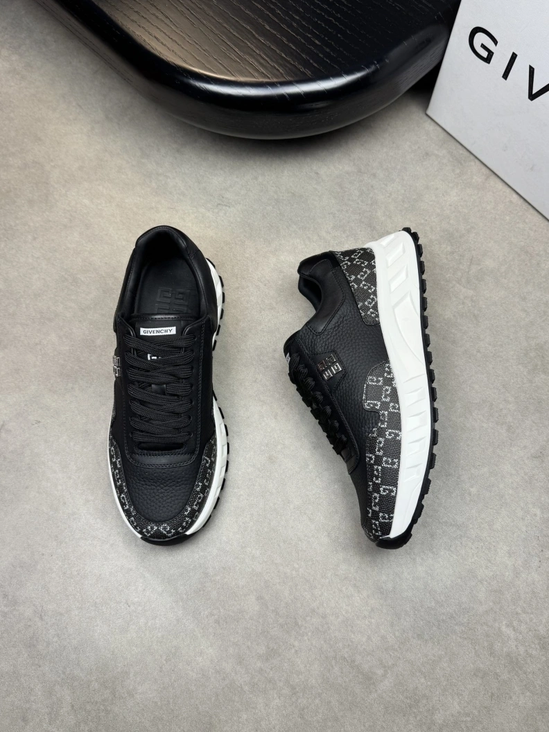 Gxvxnchy Sneakers Resilient 152049