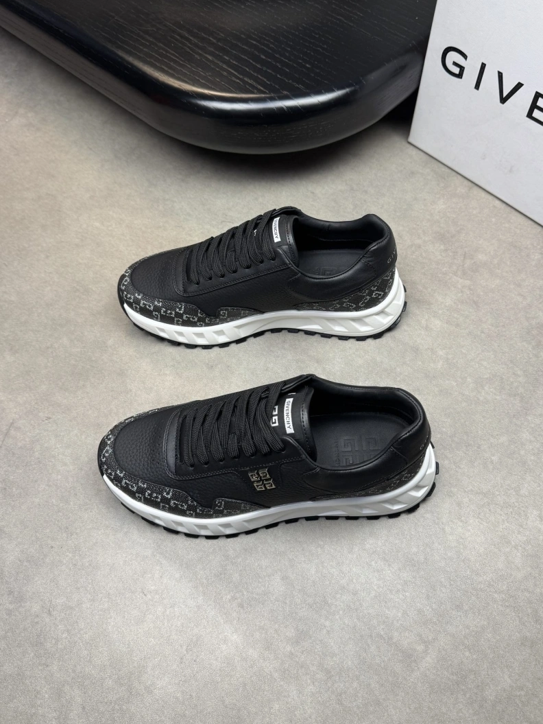 Gxvxnchy Sneakers Resilient 152049