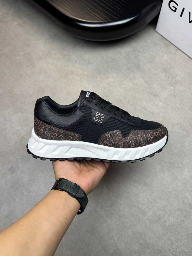 Gxvxnchy Sneakers Comfortable 152051
