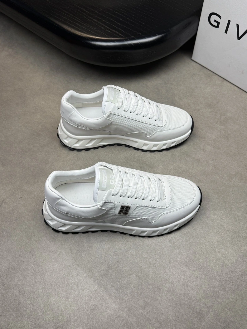 Gxvxnchy Sneakers Bold 152066